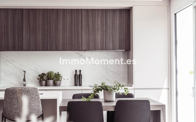 Resale - Townhouse - Marbella - Nueva Andalucía