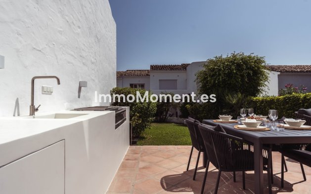 Resale - Townhouse - Marbella - Nueva Andalucía