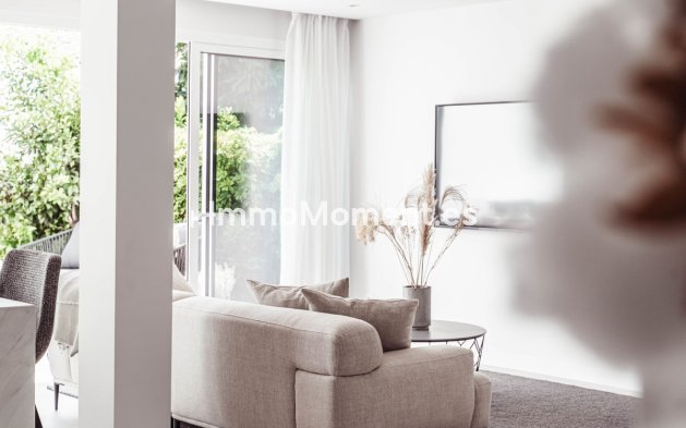 Resale - Townhouse - Marbella - Nueva Andalucía
