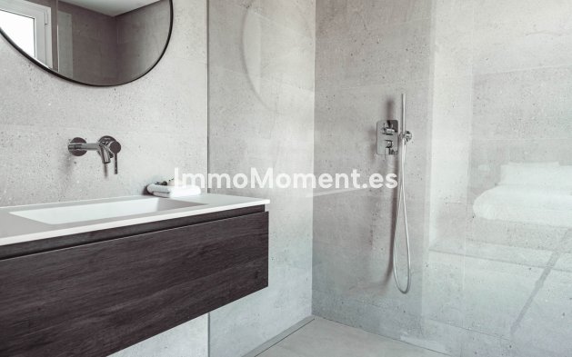 Resale - Townhouse - Marbella - Nueva Andalucía