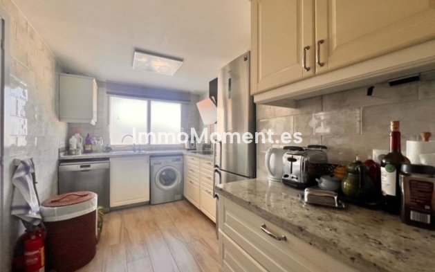 Wiederverkauf - Wohnung - San Pedro de Alcántara - Costa del Sol