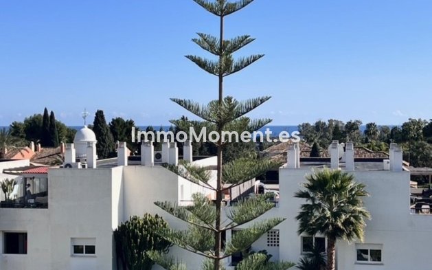 Wiederverkauf - Wohnung - San Pedro de Alcántara - Costa del Sol