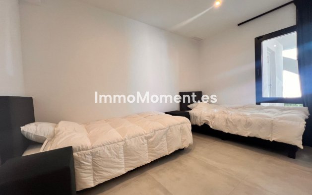 Resale - Detached villa - Mijas Costa - El Chaparral