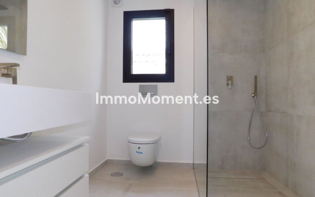 Resale - Detached villa - Mijas Costa - El Chaparral