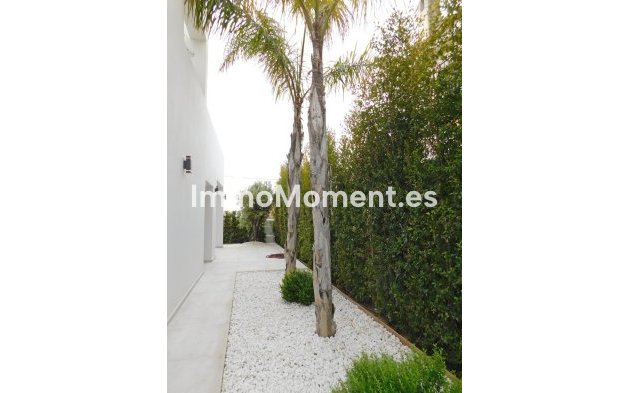 Resale - Detached villa - Mijas Costa - El Chaparral