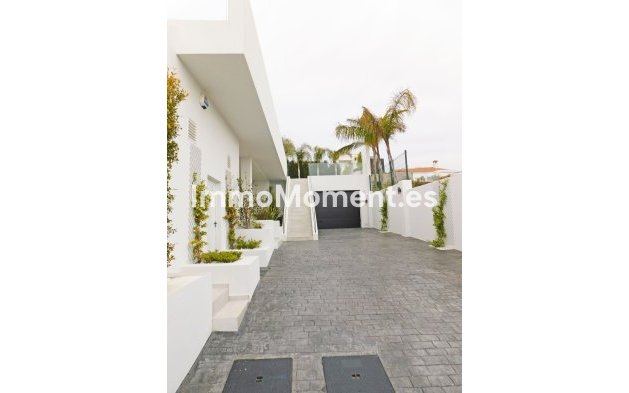 Resale - Detached villa - Mijas Costa - El Chaparral