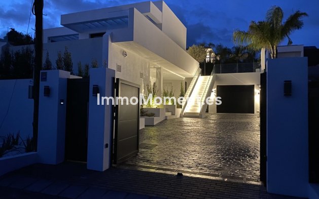 Resale - Detached villa - Mijas Costa - El Chaparral