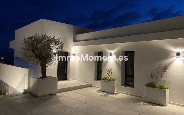 Resale - Detached villa - Mijas Costa - El Chaparral