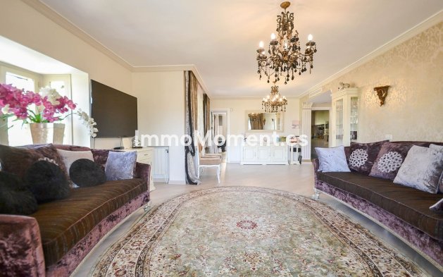 Revente - Appartement - Estepona  - Atalaya