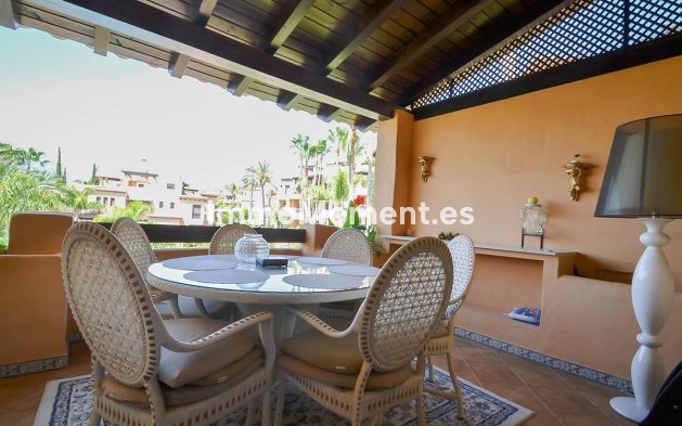 Revente - Appartement - Estepona  - Atalaya