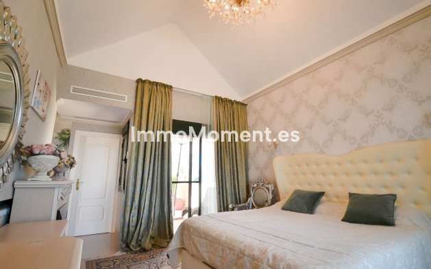 Revente - Appartement - Estepona  - Atalaya