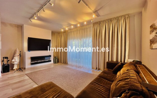 Resale - Townhouse - Estepona - Estepona Centro