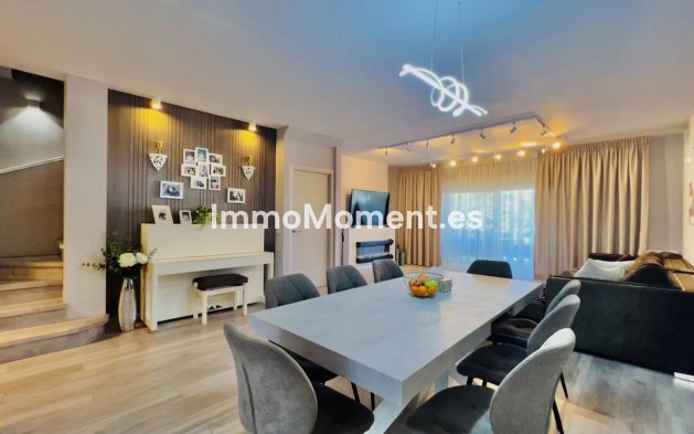 Resale - Townhouse - Estepona - Estepona Centro