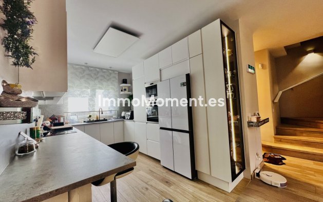 Resale - Townhouse - Estepona - Estepona Centro