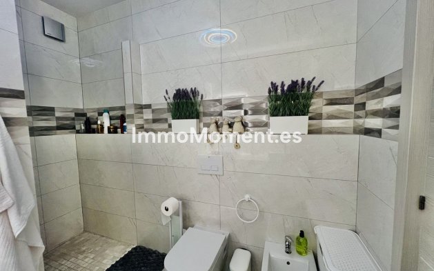 Resale - Townhouse - Estepona - Estepona Centro