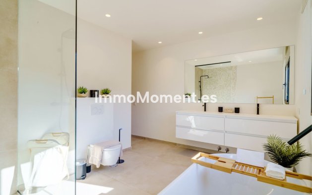 Wiederverkauf - Villa - Marbella - Marbella Centro