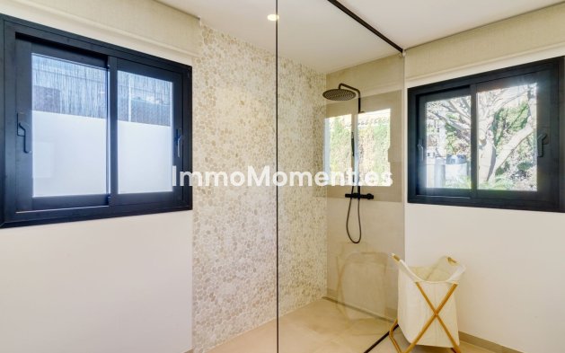 Wiederverkauf - Villa - Marbella - Marbella Centro