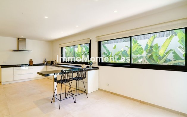 Wiederverkauf - Villa - Marbella - Marbella Centro