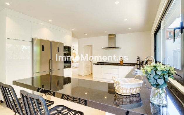 Wiederverkauf - Villa - Marbella - Marbella Centro