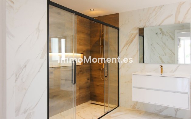 Revente - Villa - Benalmadena - Benalmadena Centro