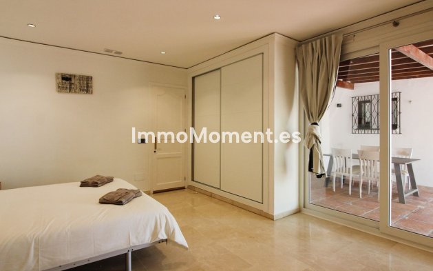 Revente - Villa - Benalmadena - Benalmadena Centro