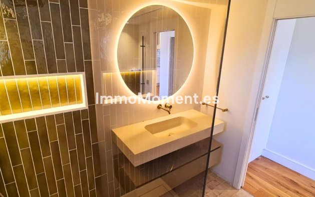 Revente - Maison mitoyenne - Marbella - Marbella Centro