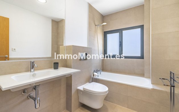 Wiederverkauf - Villa - Manilva - Manilva Centro