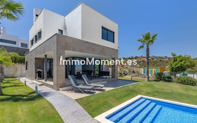 Wiederverkauf - Villa - Manilva - Manilva Centro