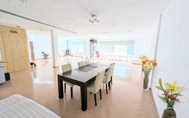 Revente - Maison mitoyenne - Intérieur                       - Guaro