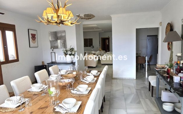 Bestaande woning - Villa - Estepona  - Atalaya