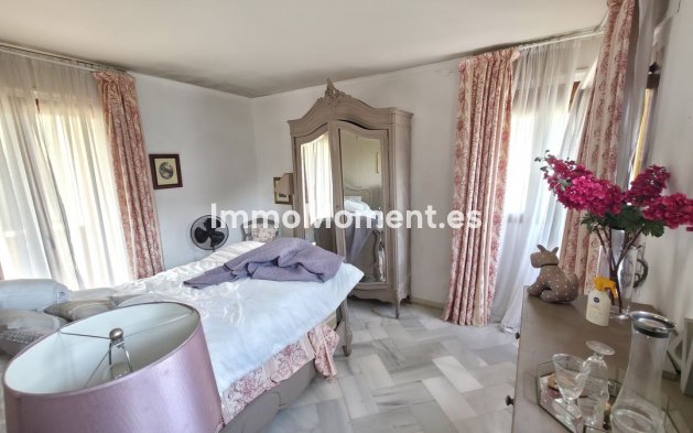 Bestaande woning - Villa - Estepona  - Atalaya