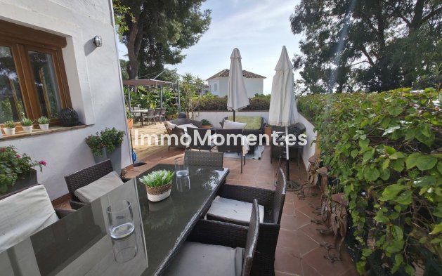 Bestaande woning - Villa - Estepona  - Atalaya