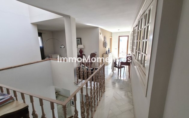 Bestaande woning - Villa - Estepona  - Atalaya