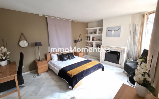 Bestaande woning - Villa - Estepona  - Atalaya