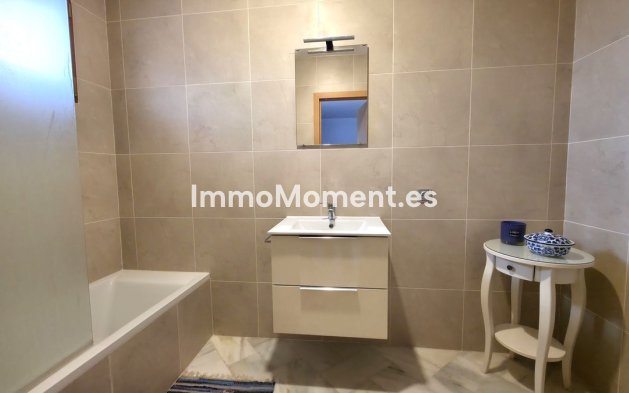Bestaande woning - Villa - Estepona  - Atalaya