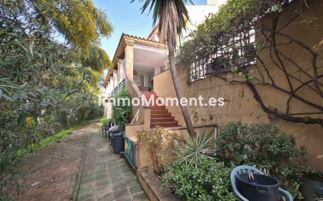 Bestaande woning - Villa - Estepona  - Atalaya