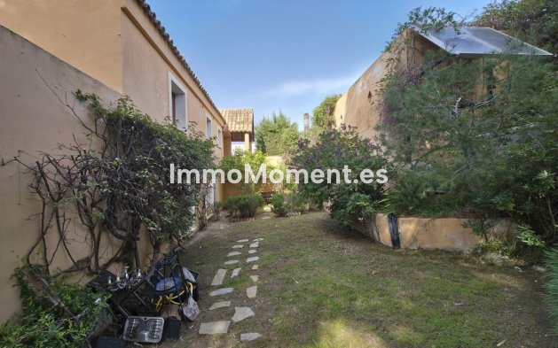 Bestaande woning - Villa - Estepona  - Atalaya