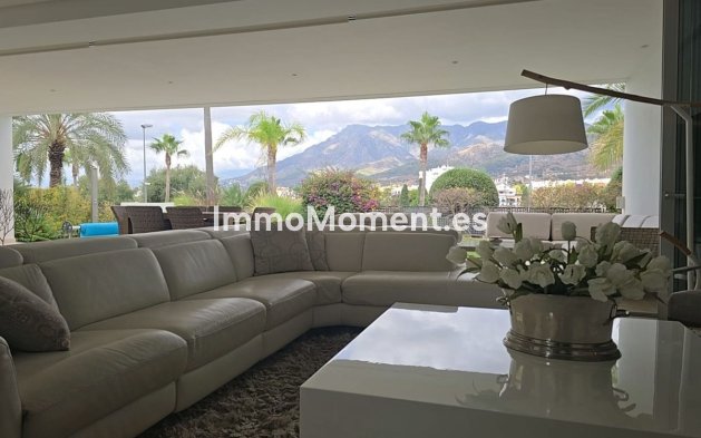 Revente - Villa - Marbella - Río Real