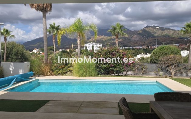 Revente - Villa - Marbella - Río Real