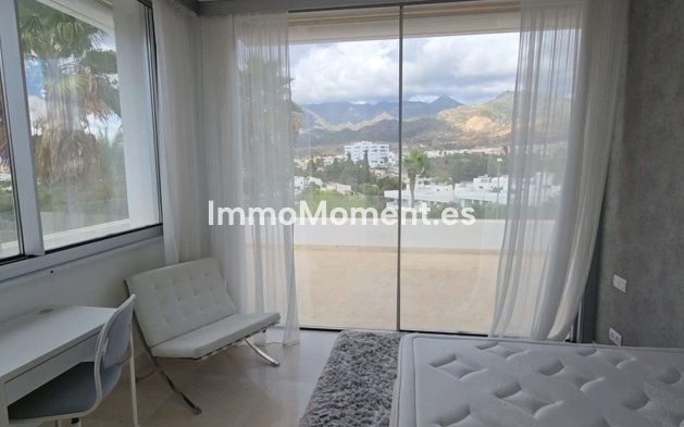 Revente - Villa - Marbella - Río Real