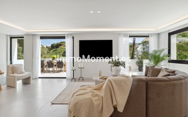 Wiederverkauf - Villa - Marbella - Nueva Andalucía