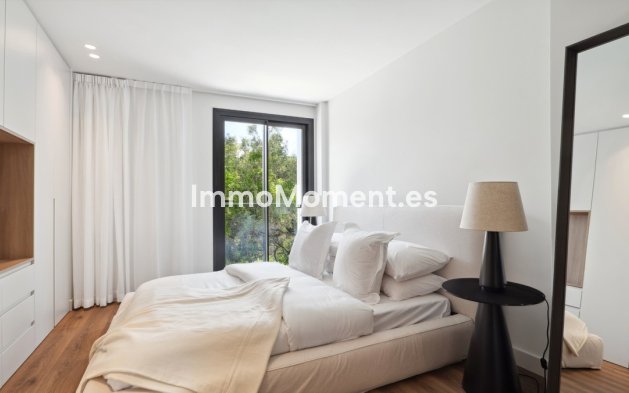 Wiederverkauf - Villa - Marbella - Nueva Andalucía