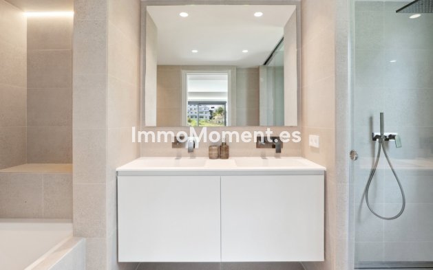 Wiederverkauf - Villa - Marbella - Nueva Andalucía