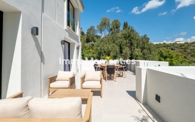 Wiederverkauf - Villa - Marbella - Nueva Andalucía