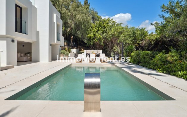 Wiederverkauf - Villa - Marbella - Nueva Andalucía