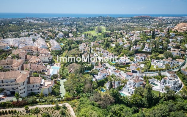 Wiederverkauf - Villa - Marbella - Nueva Andalucía