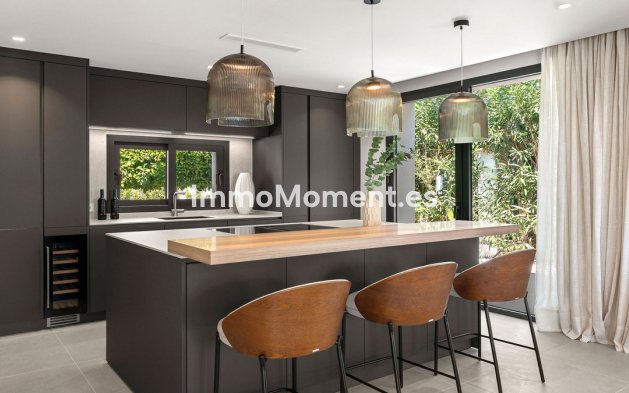 Revente - Villa - Marbella - Nueva Andalucía