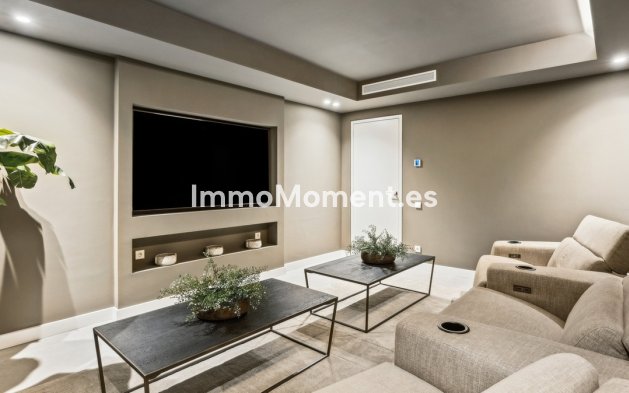 Revente - Villa - Marbella - Nueva Andalucía