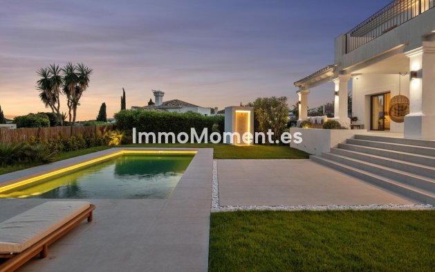 Revente - Villa - Marbella - Nueva Andalucía