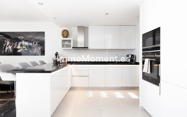 Revente - Maison mitoyenne - Estepona  - Estepona Centro